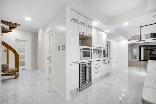 1141 Portmarnock Court, Dyer, IN 46311