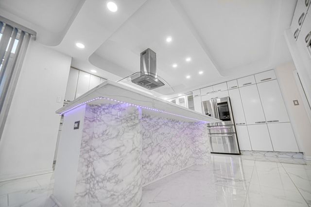 1141 Portmarnock Court, Dyer, IN 46311