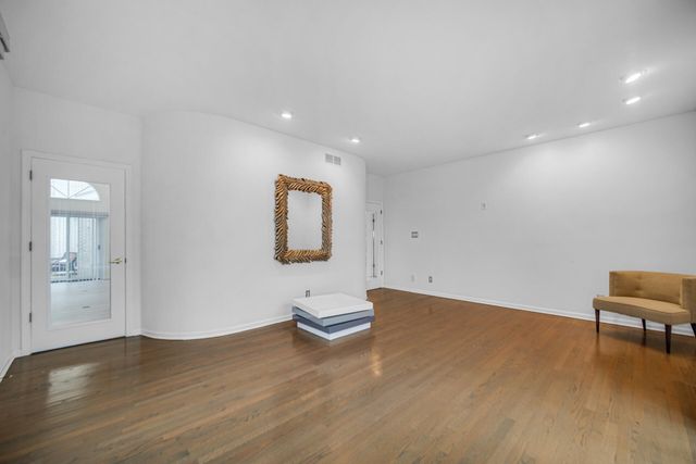 1141 Portmarnock Court, Dyer, IN 46311