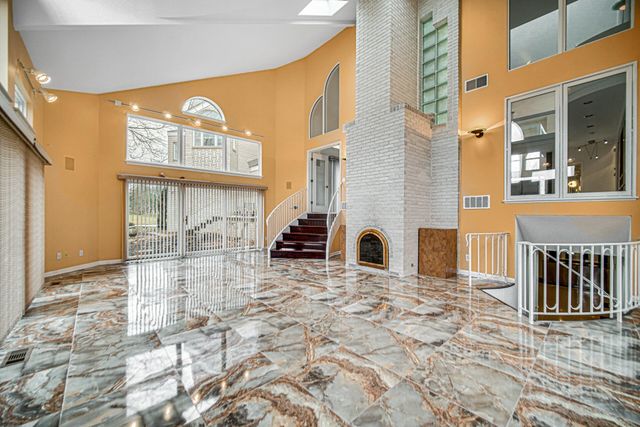 1141 Portmarnock Court, Dyer, IN 46311