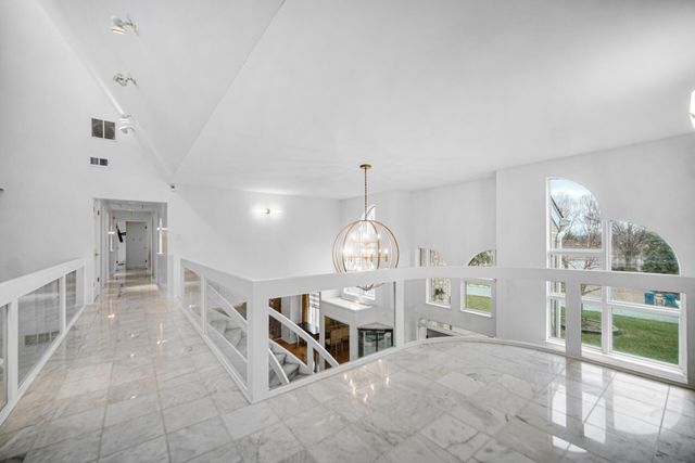 1141 Portmarnock Court, Dyer, IN 46311