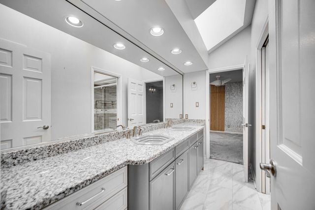 1141 Portmarnock Court, Dyer, IN 46311