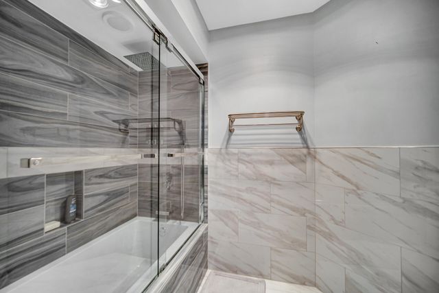 1141 Portmarnock Court, Dyer, IN 46311