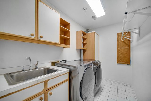 1141 Portmarnock Court, Dyer, IN 46311