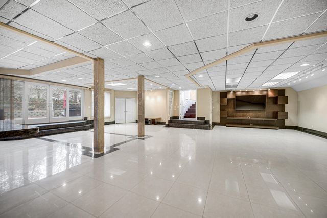 1141 Portmarnock Court, Dyer, IN 46311