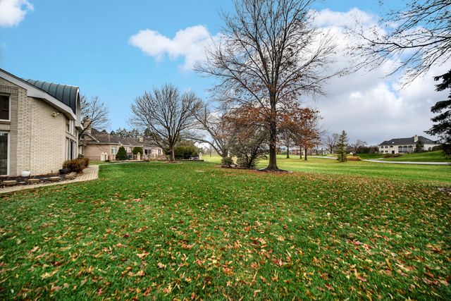 1141 Portmarnock Court, Dyer, IN 46311