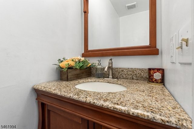 3804 Graham Ct, Bridgewater Twp., NJ 08807