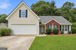 5480 Amber Cove Way, Flowery Branch, GA 30542