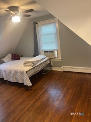 309-311 Asylum Street, Norwich, CT 06360