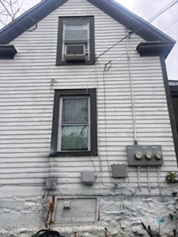 309-311 Asylum Street, Norwich, CT 06360