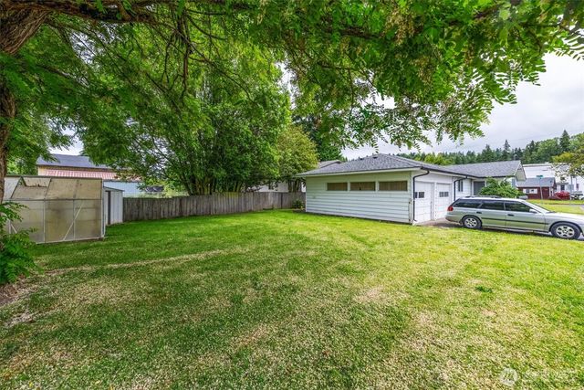 405 Redpath Street, Kelso, WA 98626