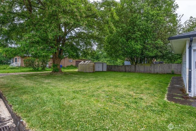405 Redpath Street, Kelso, WA 98626