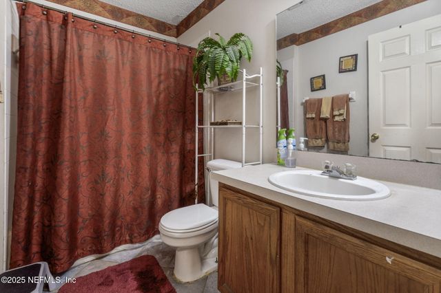 1931 HUNTERS TRACE Circle, Middleburg, FL 32068