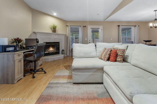 1931 HUNTERS TRACE Circle, Middleburg, FL 32068