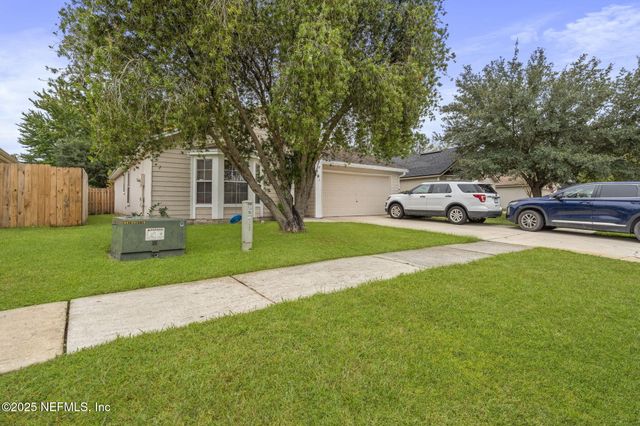 1931 HUNTERS TRACE Circle, Middleburg, FL 32068