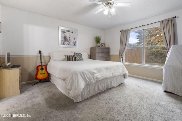 1931 HUNTERS TRACE Circle, Middleburg, FL 32068