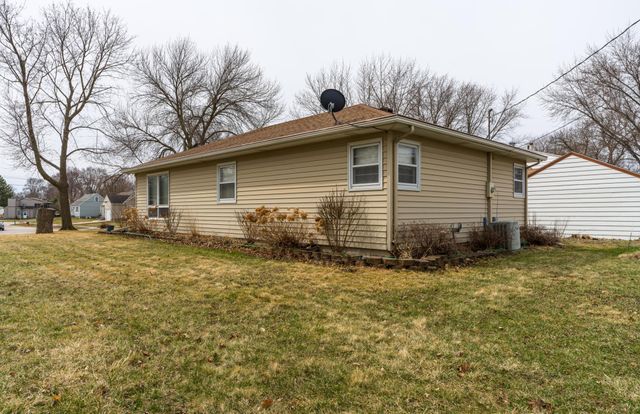 415 E Hawthorne Street, Albert Lea, MN 56007