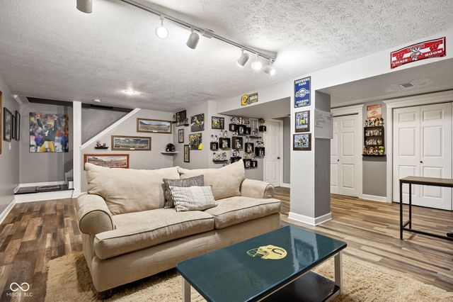 2928 Curry Lane, Carmel, IN 46033