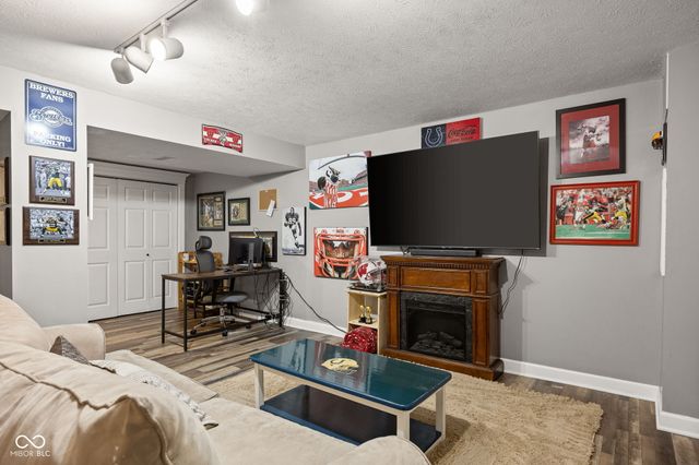 2928 Curry Lane, Carmel, IN 46033