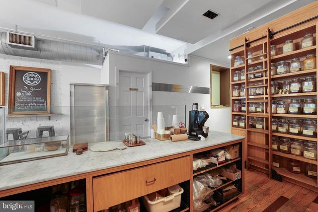 705 8TH ST SE, Washington, DC 20003