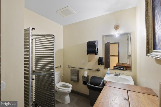 705 8TH ST SE, Washington, DC 20003