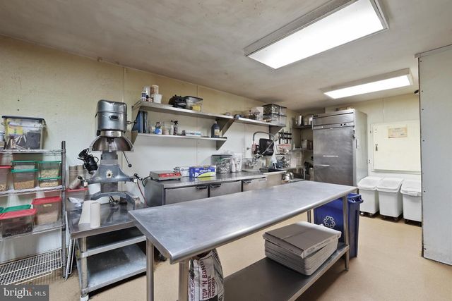 705 8TH ST SE, Washington, DC 20003