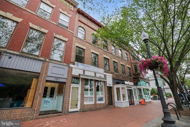 705 8TH ST SE, Washington, DC 20003