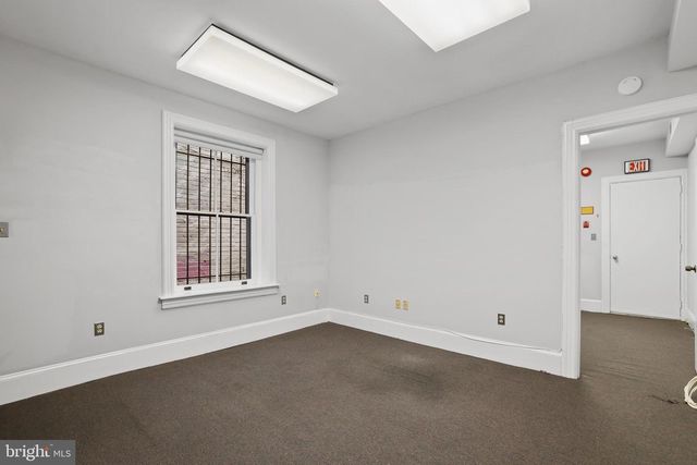 705 8TH ST SE, Washington, DC 20003