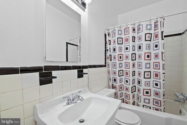 705 8TH ST SE, Washington, DC 20003