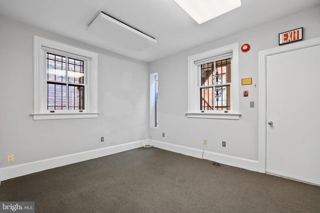 705 8TH ST SE, Washington, DC 20003