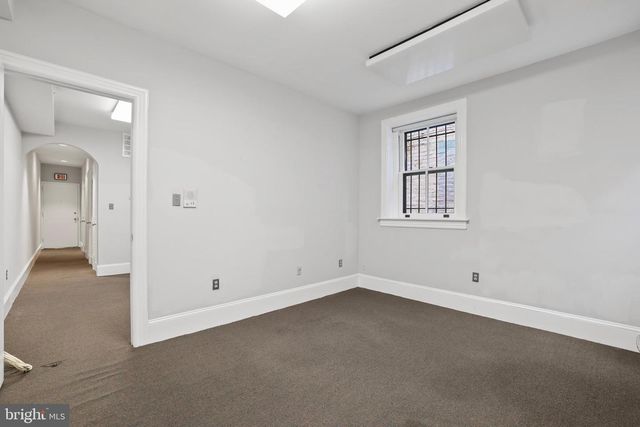 705 8TH ST SE, Washington, DC 20003