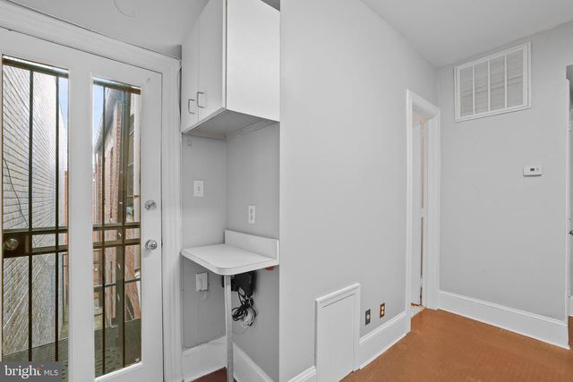 705 8TH ST SE, Washington, DC 20003