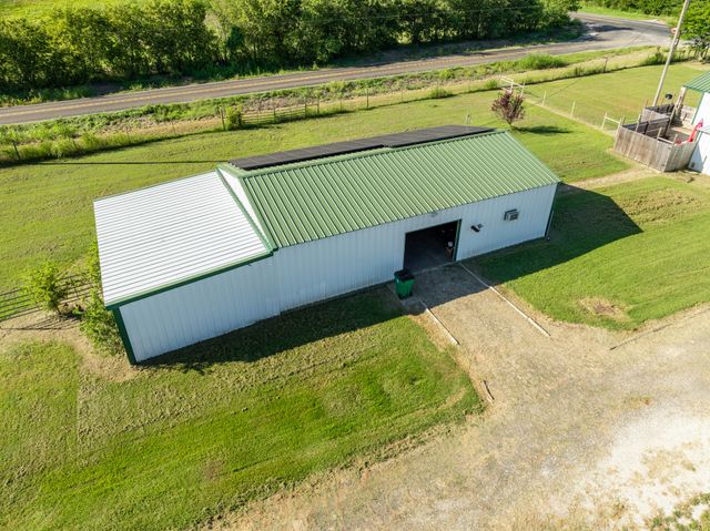 6338 Fm 933, Blum, TX 76627