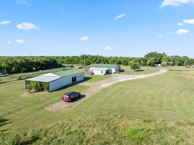 6338 Fm 933, Blum, TX 76627