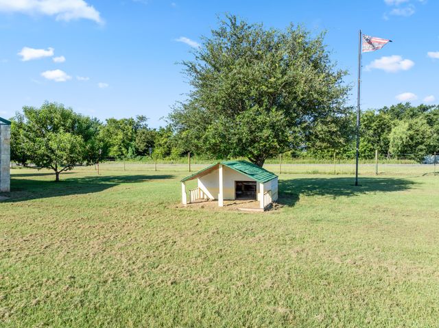 6338 Fm 933, Blum, TX 76627