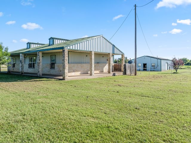 6338 Fm 933, Blum, TX 76627