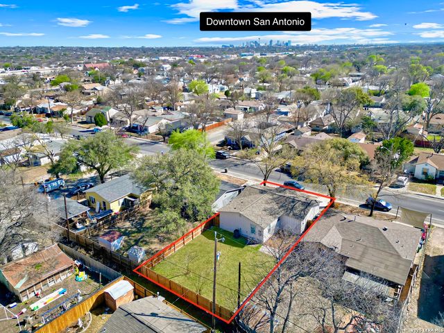 1609 Fresno, San Antonio, TX 78201