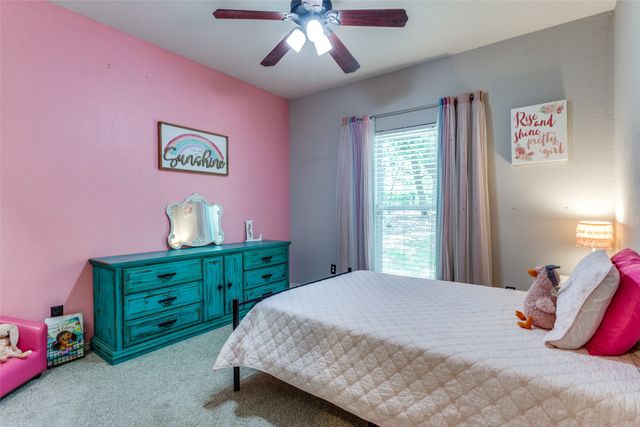 412 Paradise Canyon Circle, Paradise, TX 76073