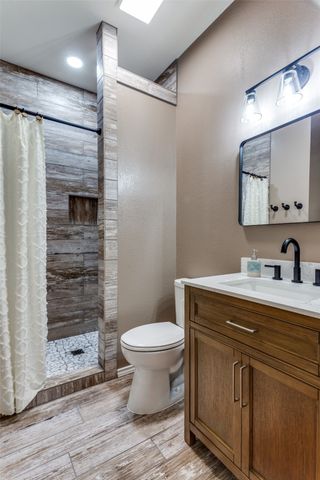 412 Paradise Canyon Circle, Paradise, TX 76073