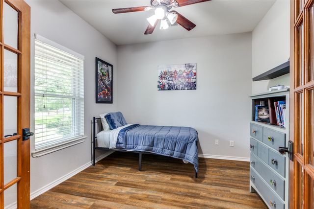 412 Paradise Canyon Circle, Paradise, TX 76073