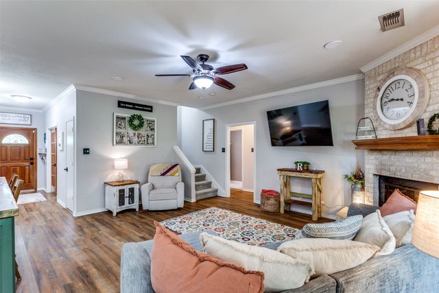 412 Paradise Canyon Circle, Paradise, TX 76073