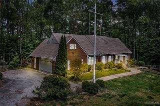 75 Lakeside Dr, Callao, VA 22435