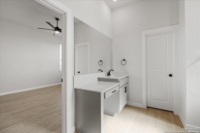 1322 Red Fox, New Braunfels, TX 78132