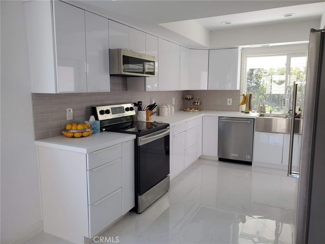 24981 Las Marias Ln, Mission Viejo, CA 92691