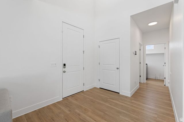 1592 W PARKVIEW DR, Syracuse, UT 84075