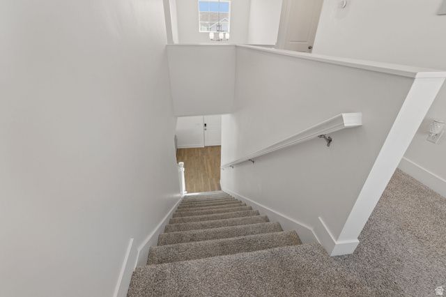 1592 W PARKVIEW DR, Syracuse, UT 84075