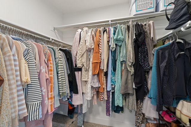 1592 W PARKVIEW DR, Syracuse, UT 84075