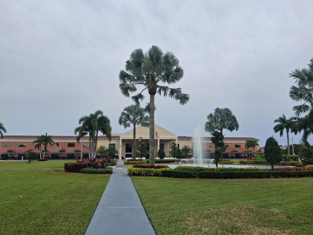 445 Fanshaw, Boca Raton, FL 33434