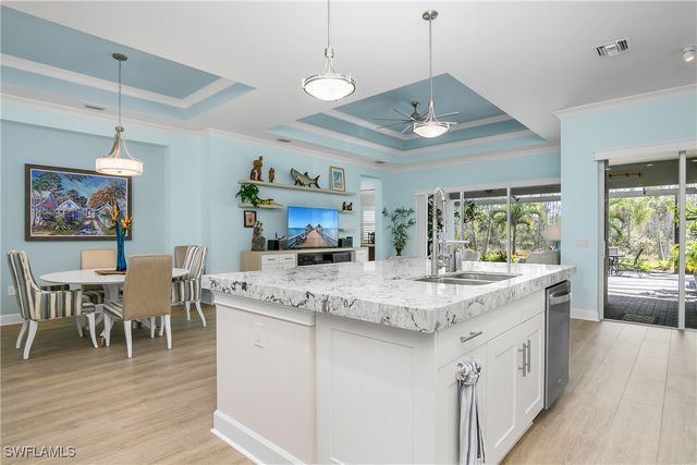 6303 Antigua WAY, Naples, FL 34113