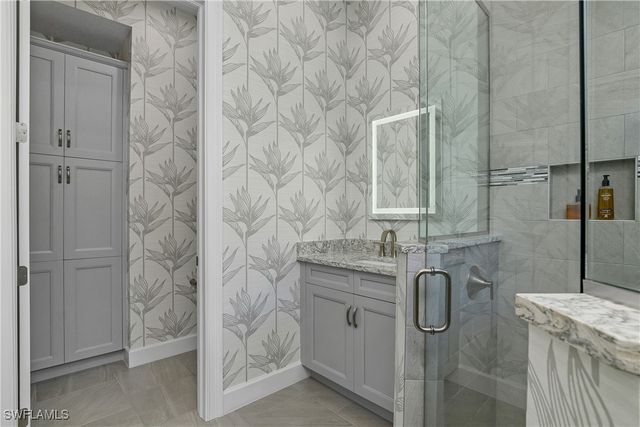 6303 Antigua WAY, Naples, FL 34113